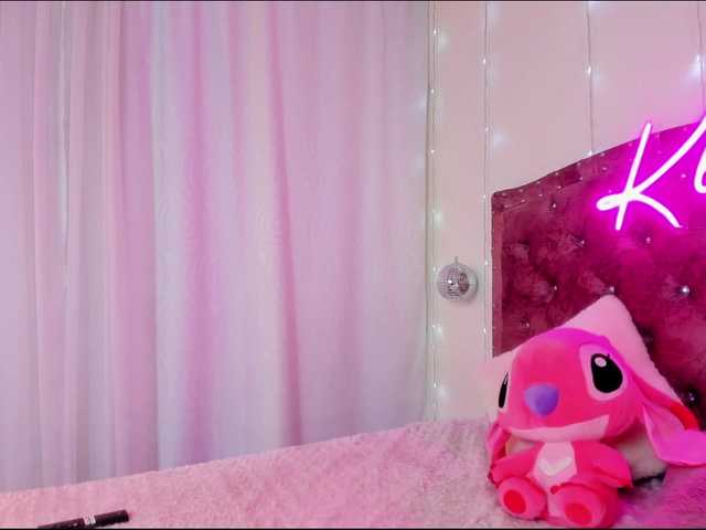 KloeFernandez's BongaCams show and profile