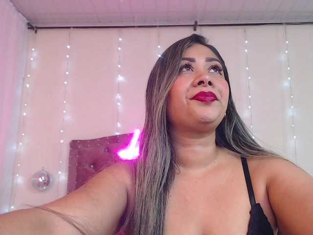 KloeFernandez's BongaCams show and profile