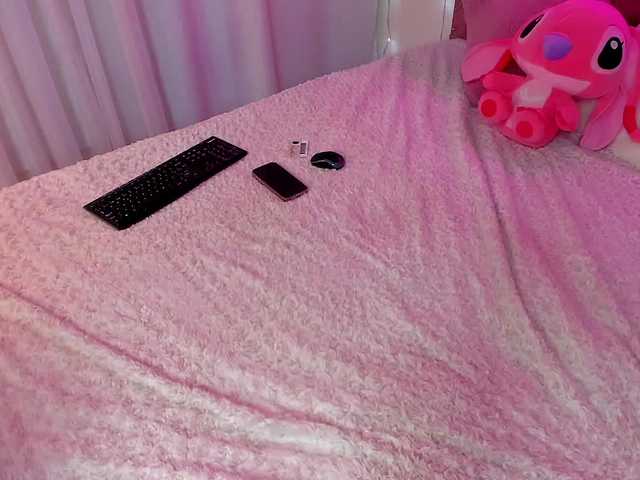 KloeFernandez's BongaCams show and profile