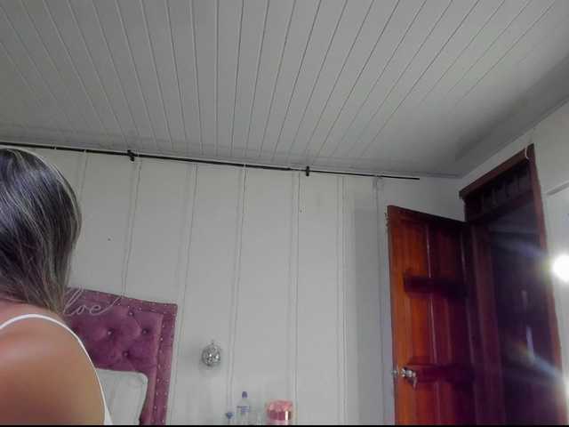 KloeFernandez's BongaCams show and profile