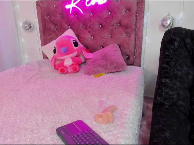 KloeFernandez's BongaCams show and profile