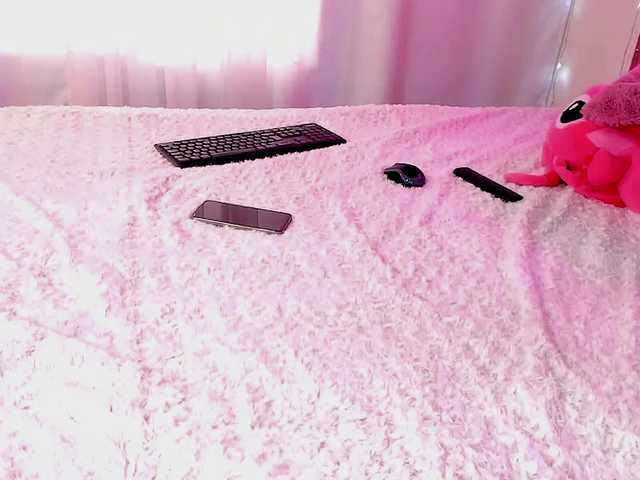 KloeFernandez's BongaCams show and profile