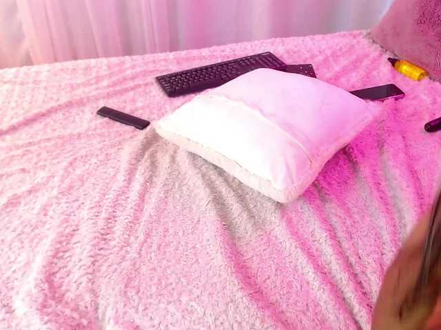 KloeFernandez's BongaCams show and profile