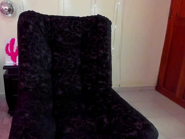 KloeFernandez's BongaCams show and profile