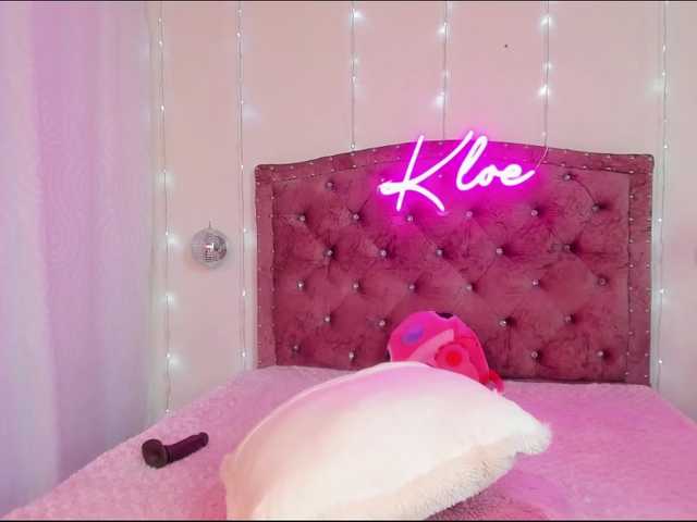 KloeFernandez webcam