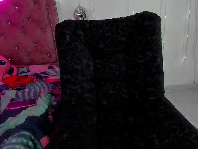 KloeFernandez's BongaCams show and profile