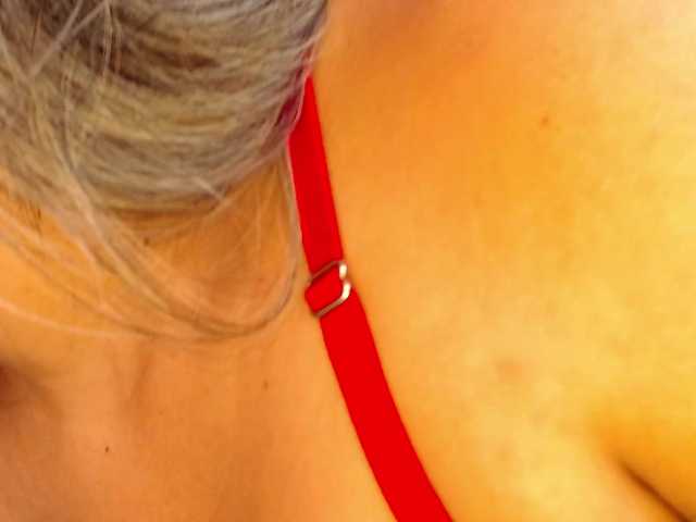 KloeFernandez's BongaCams show and profile