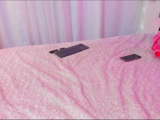 KloeFernandez's BongaCams show and profile