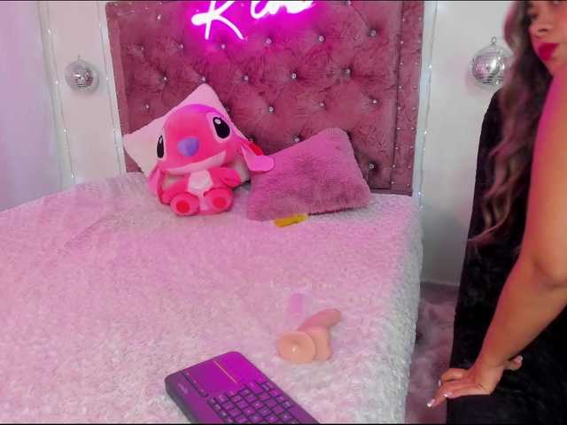 KloeFernandez's BongaCams show and profile