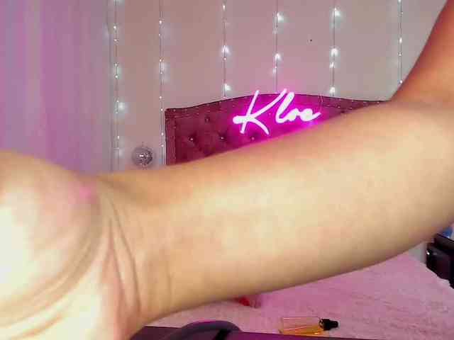 KloeFernandez webcam