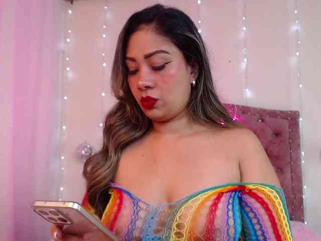 KloeFernandez webcam