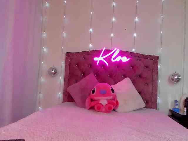 KloeFernandez webcam