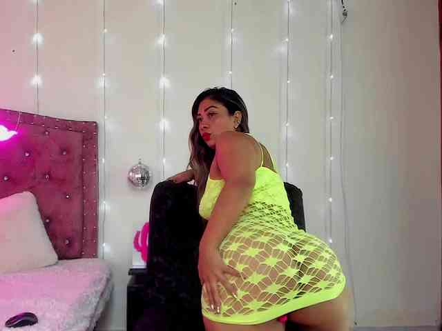 KloeFernandez webcam