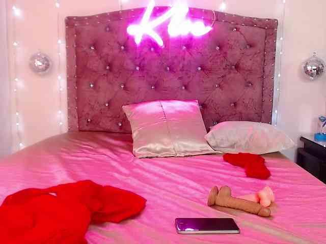 KloeFernandez webcam