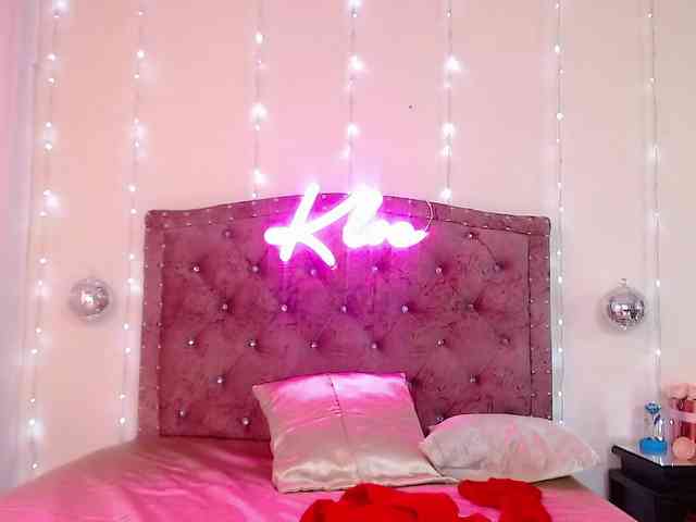 KloeFernandez webcam