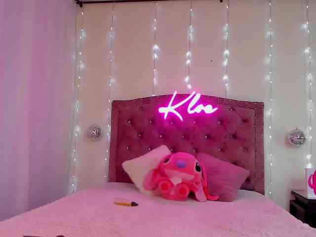 KloeFernandez webcam