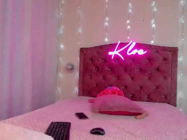 KloeFernandez webcam