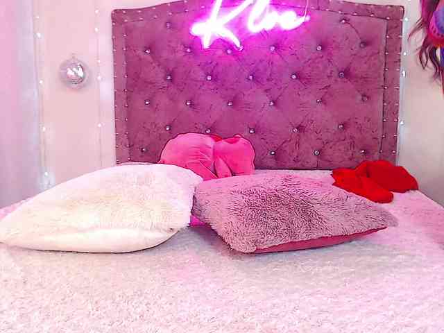 KloeFernandez webcam