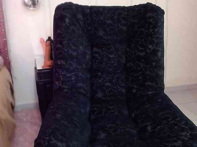 KloeFernandez webcam