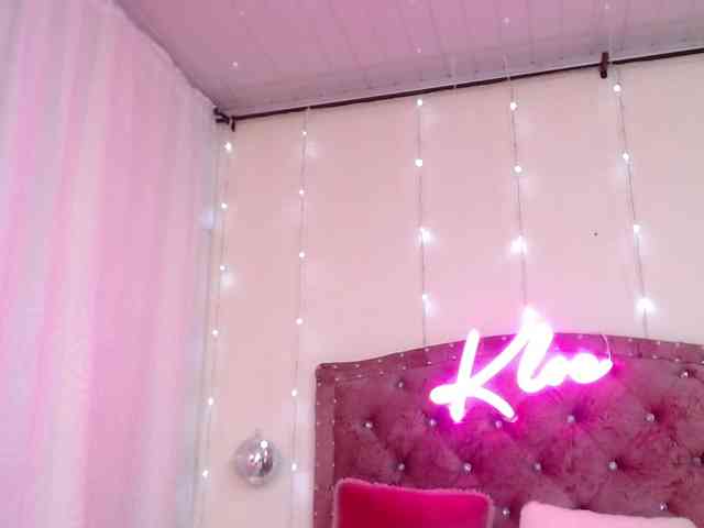 KloeFernandez webcam