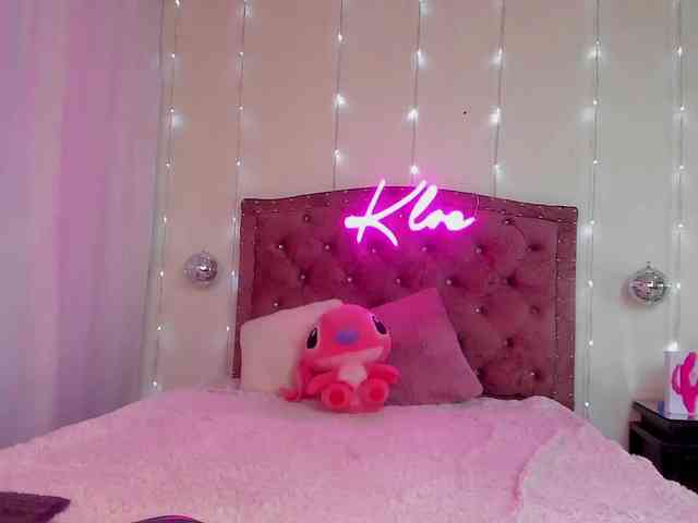 KloeFernandez webcam