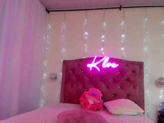 KloeFernandez webcam