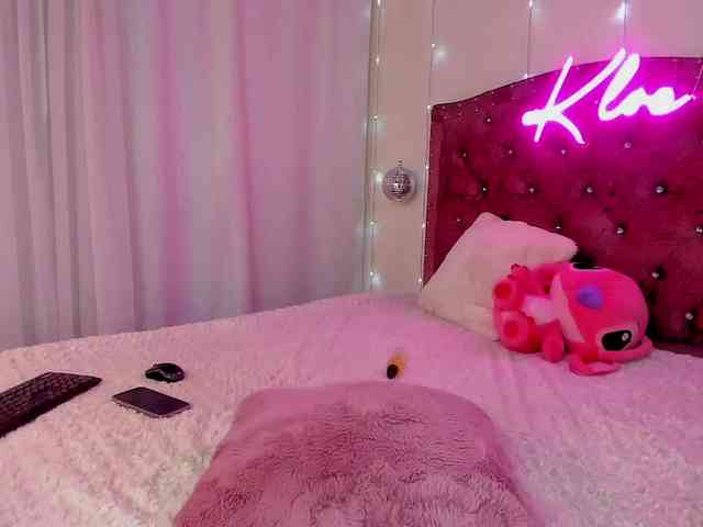 KloeFernandez webcam