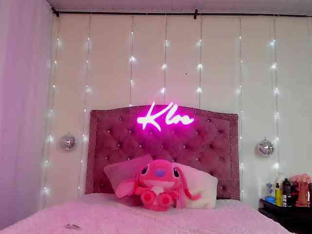 KloeFernandez webcam