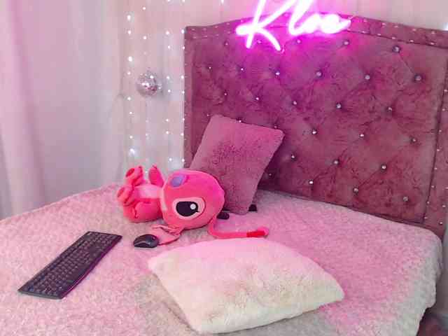KloeFernandez webcam