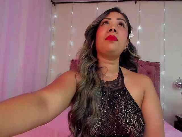 KloeFernandez webcam