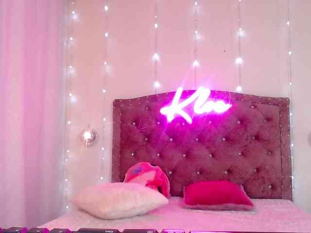 KloeFernandez webcam