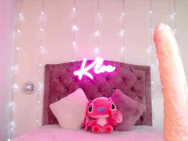 KloeFernandez webcam