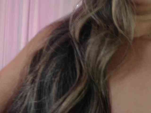 KloeFernandez Live Webcam on BongaCams