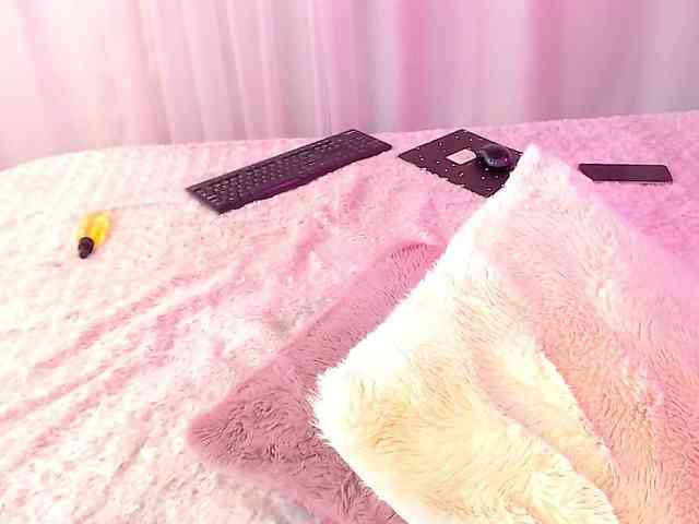 KloeFernandez webcam