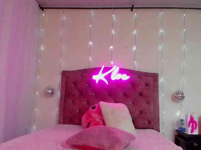 KloeFernandez webcam