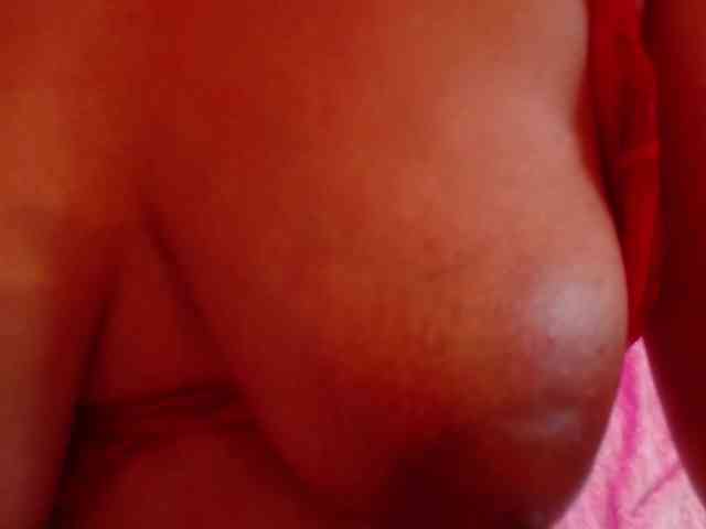 KloeFernandez webcam