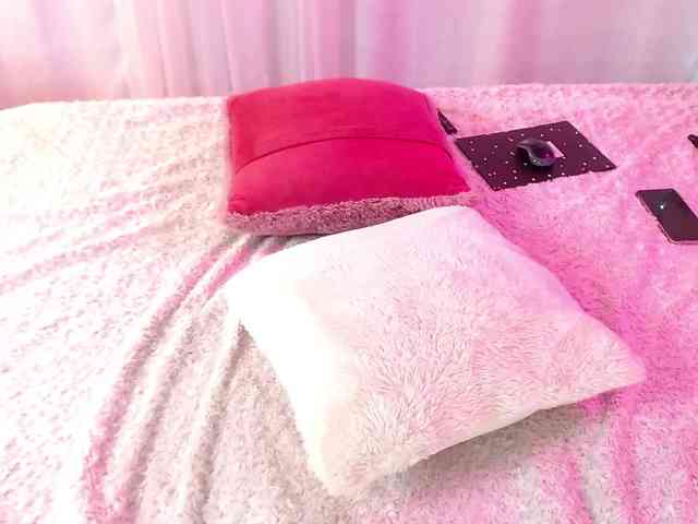 KloeFernandez webcam