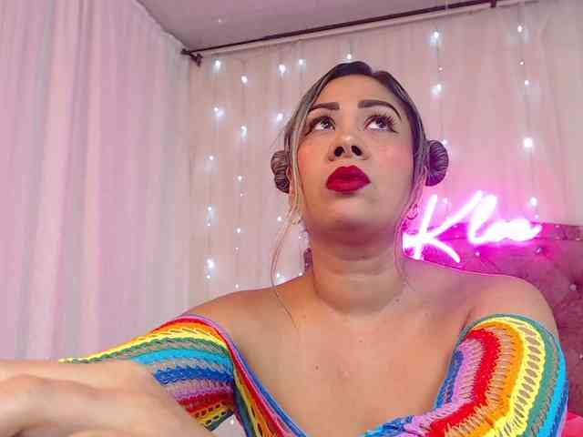 KloeFernandez webcam