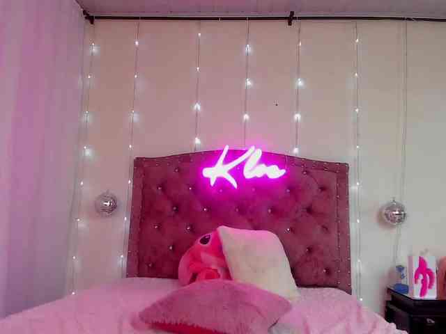 KloeFernandez webcam