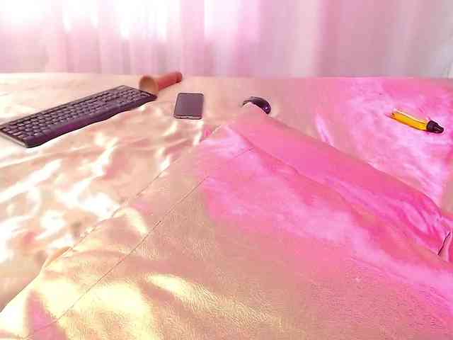 KloeFernandez webcam