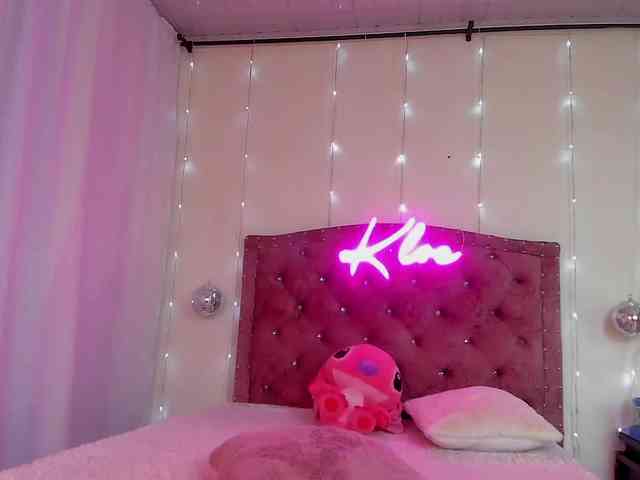 KloeFernandez webcam