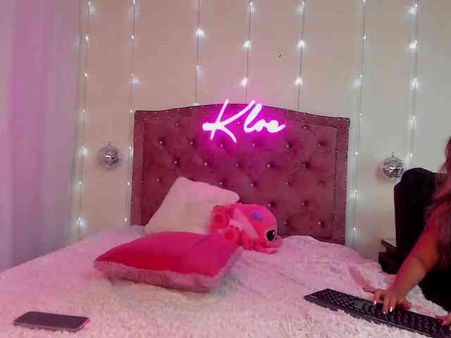 KloeFernandez webcam