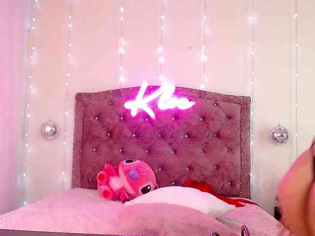 KloeFernandez webcam