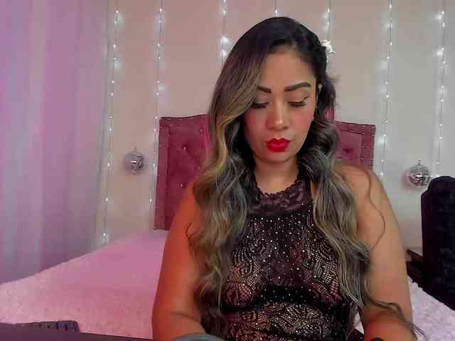 KloeFernandez webcam