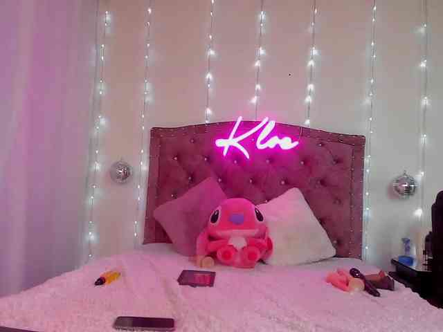 KloeFernandez webcam