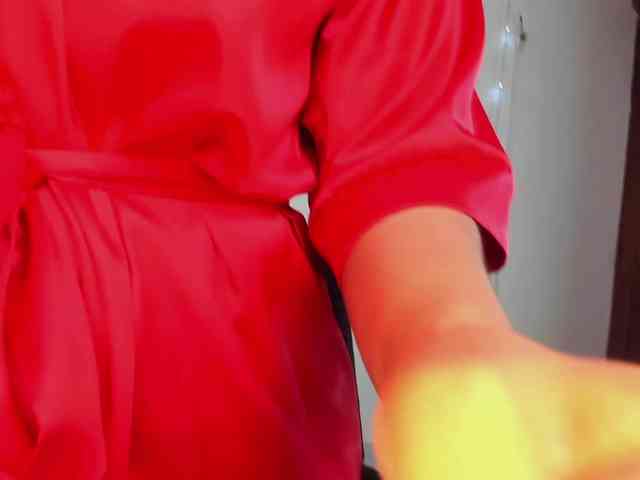 KloeFernandez webcam