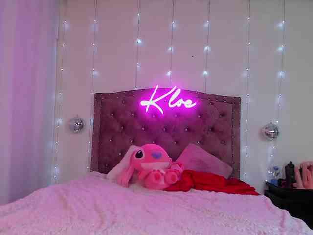 KloeFernandez webcam