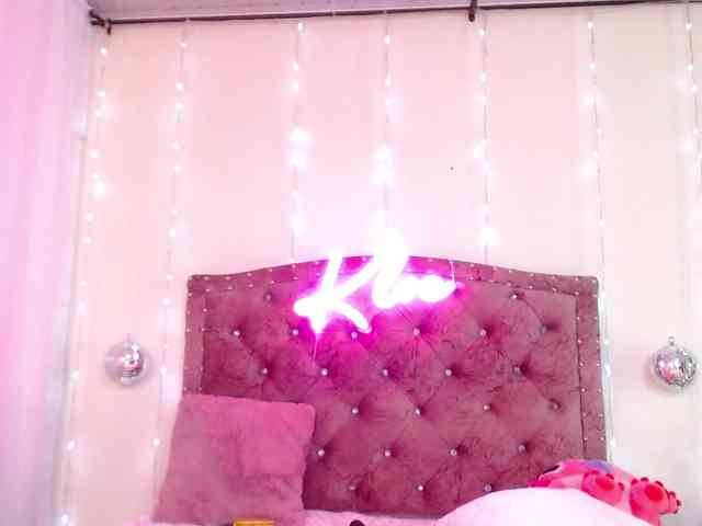 KloeFernandez webcam