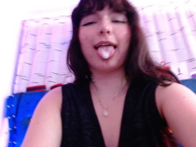 HairyValeri's BongaCams show and profile