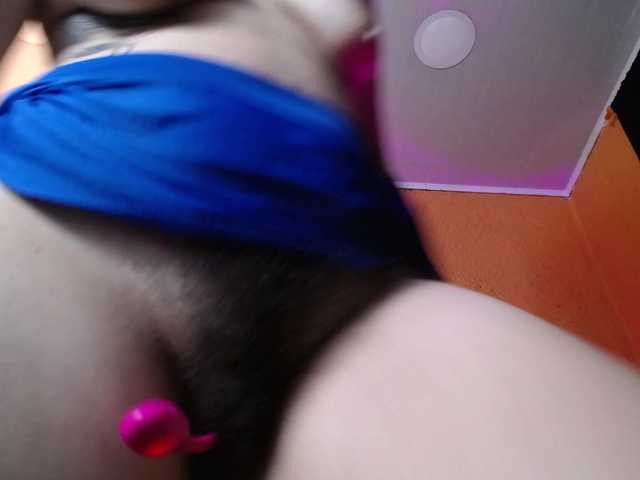 HairyValeri's BongaCams show and profile